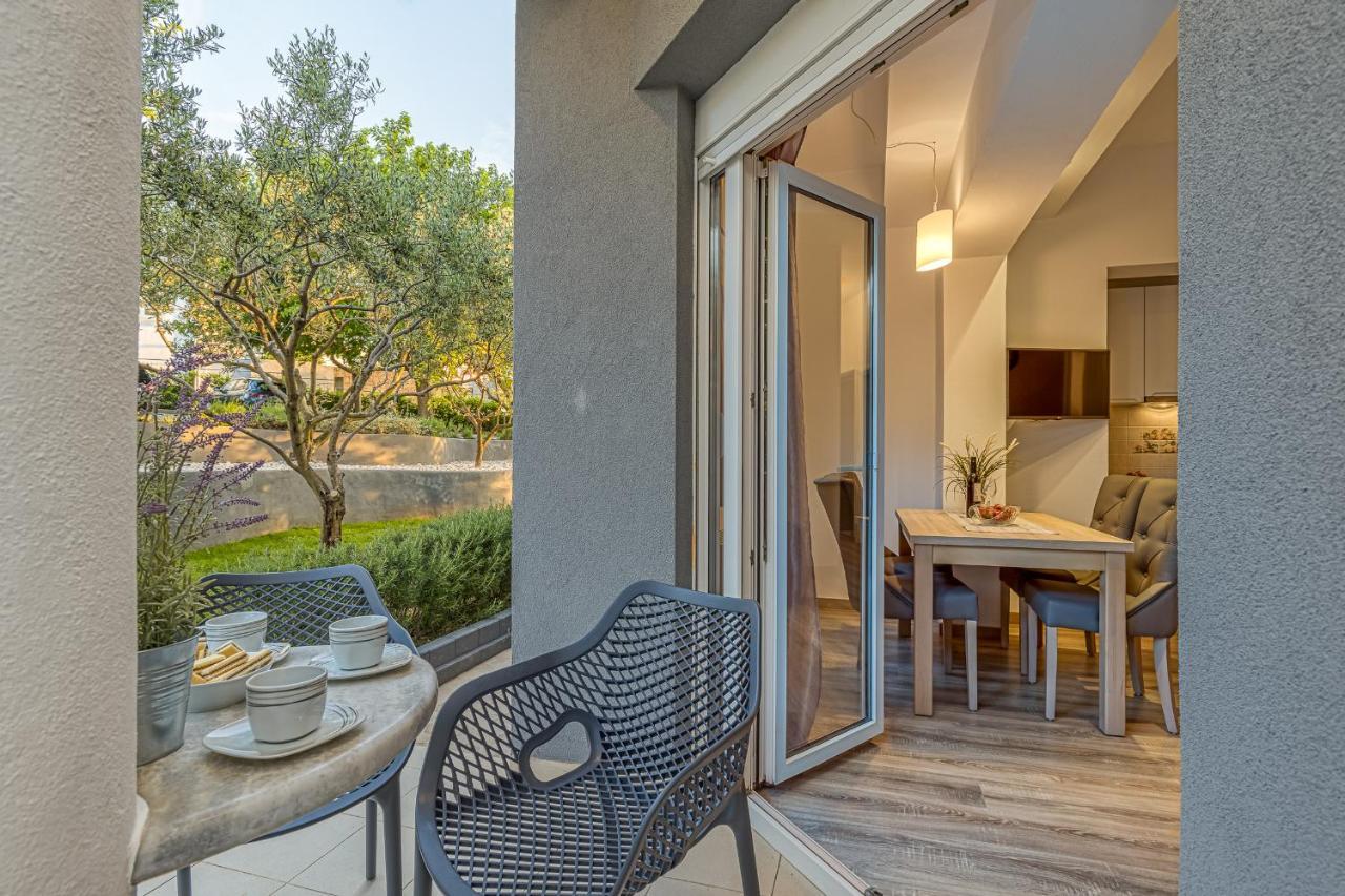 טרוגיר Island Resort Mihaela - Happy Rentals מראה חיצוני תמונה