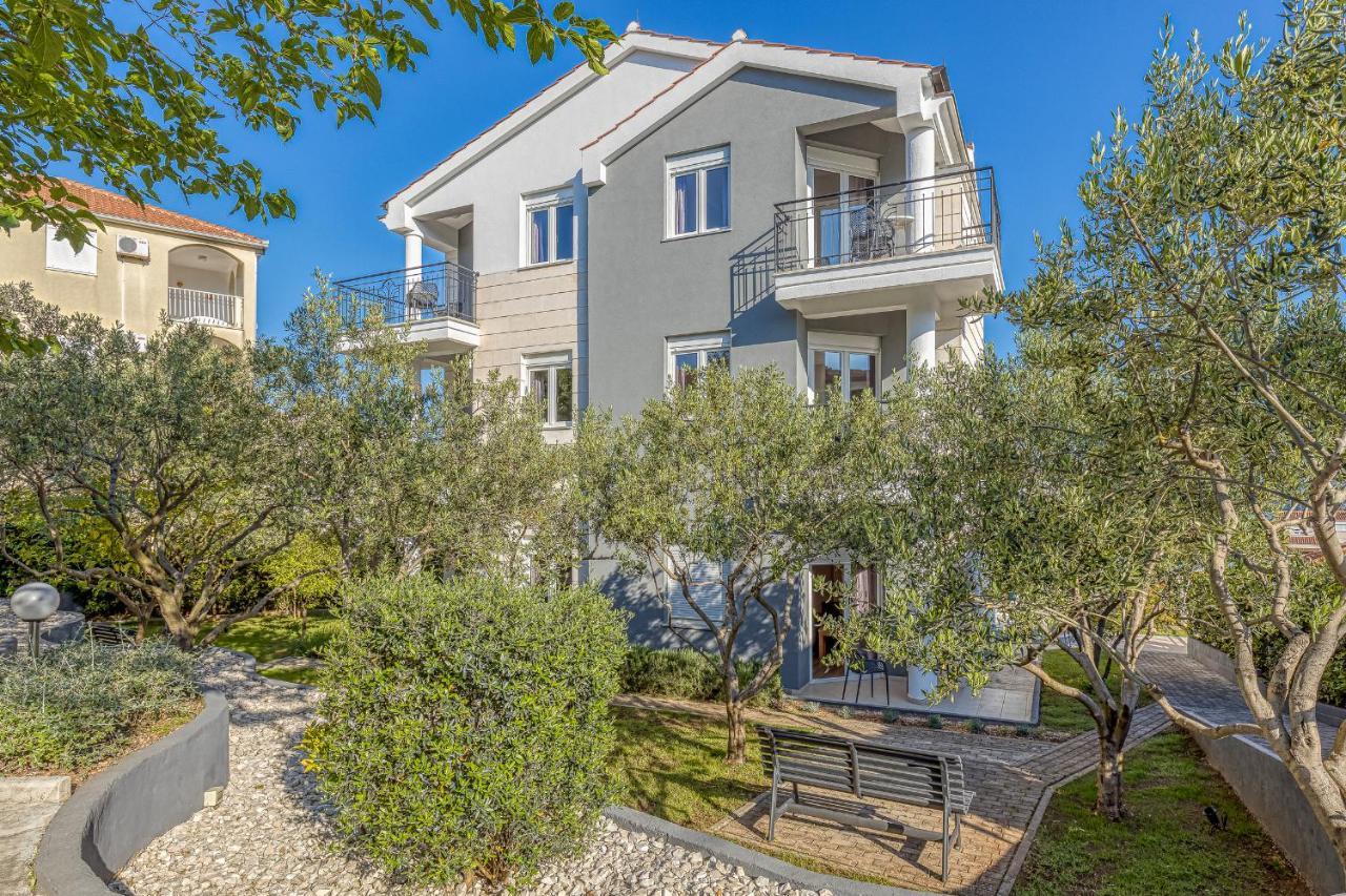 טרוגיר Island Resort Mihaela - Happy Rentals מראה חיצוני תמונה