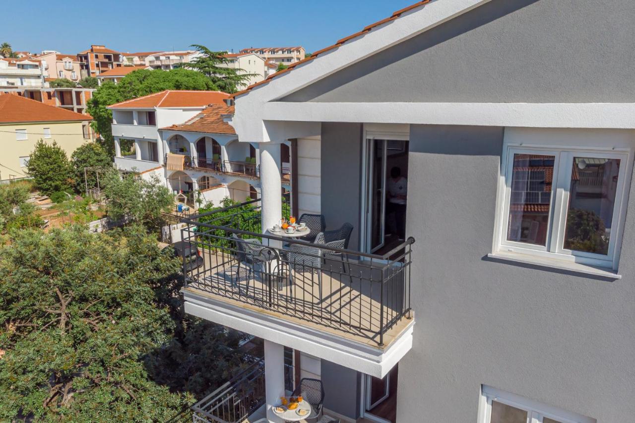 טרוגיר Island Resort Mihaela - Happy Rentals מראה חיצוני תמונה